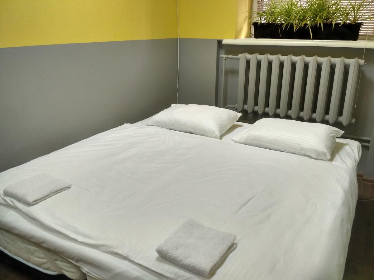 Hello Yellow Hostel Dnipro Exterior photo